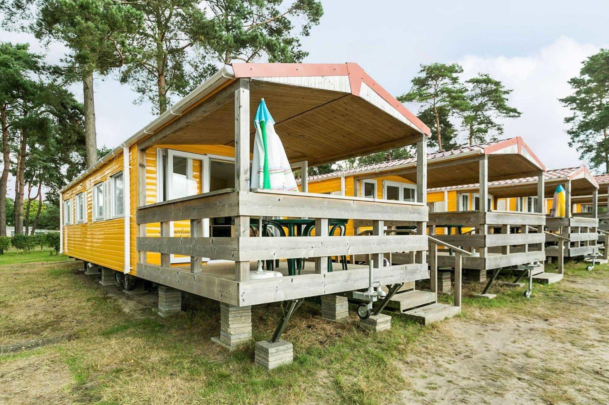 Oostappen Vakantiepark Droomgaard Kaatsheuvel Exterior photo